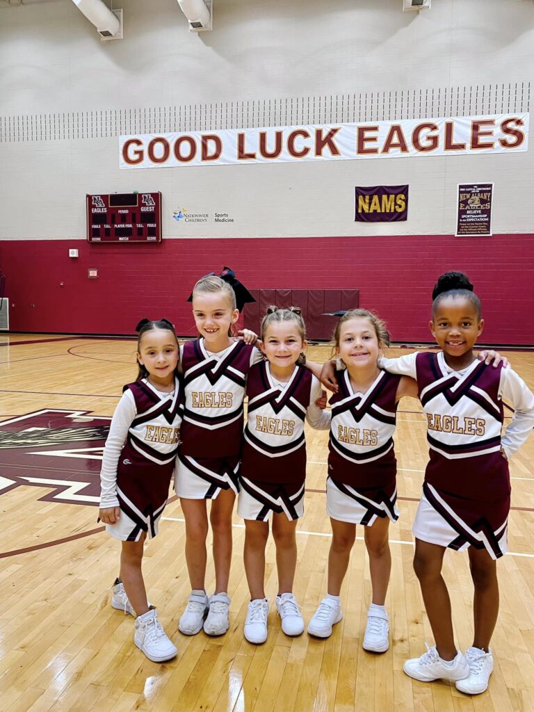 little girls cheer picture